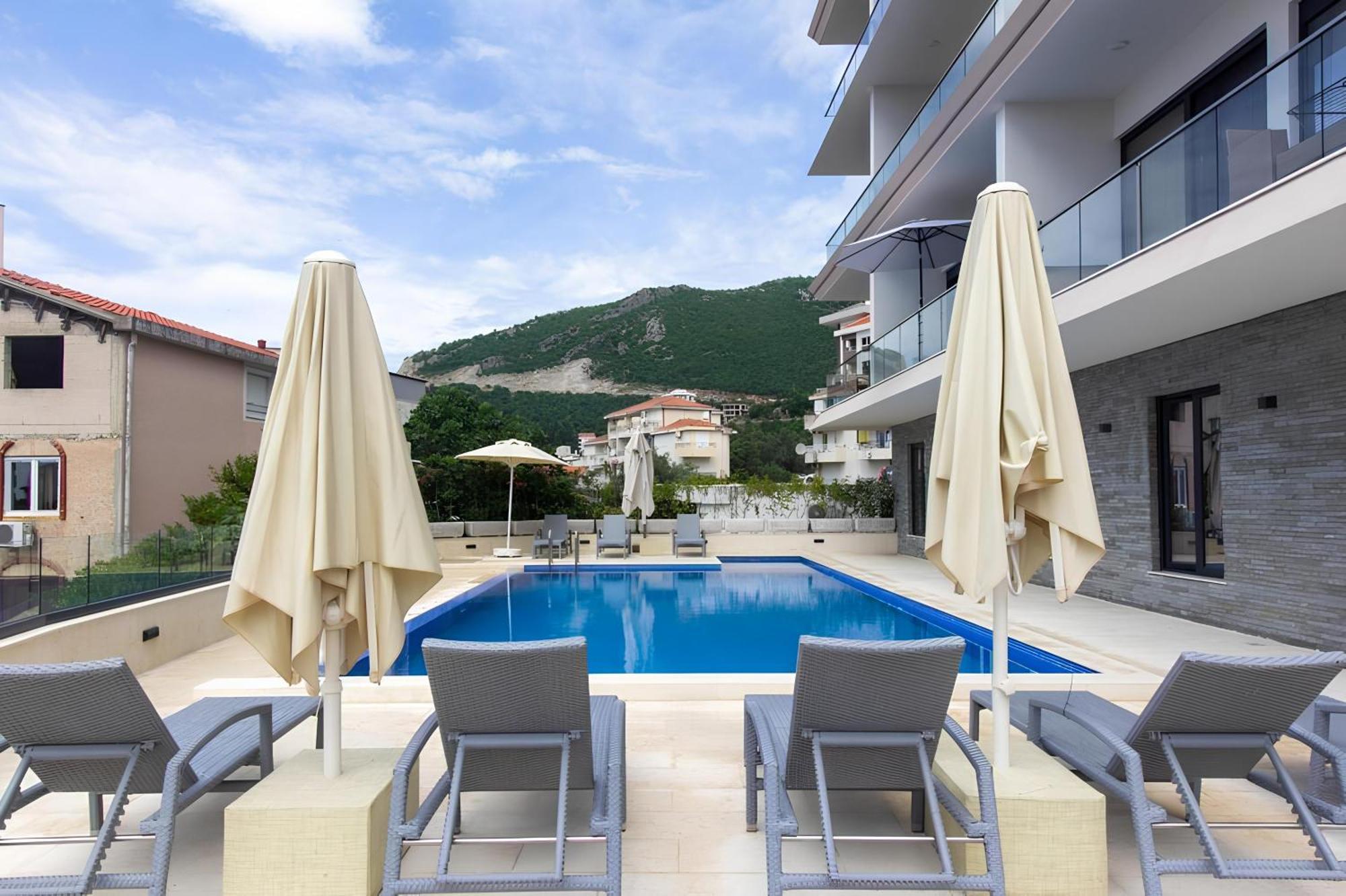 Adriatic Apartments Budva Exterior foto